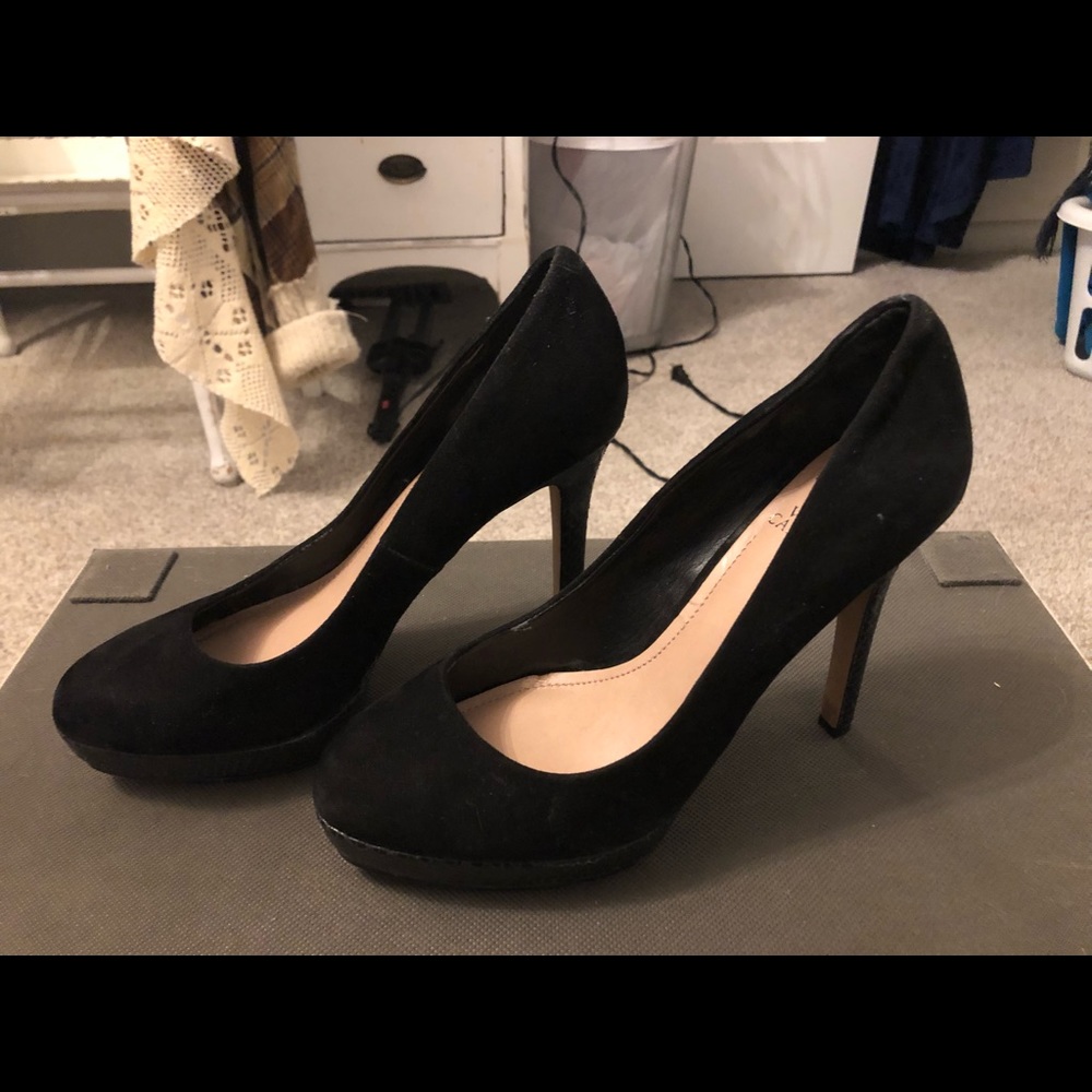 Heels/ Pumps